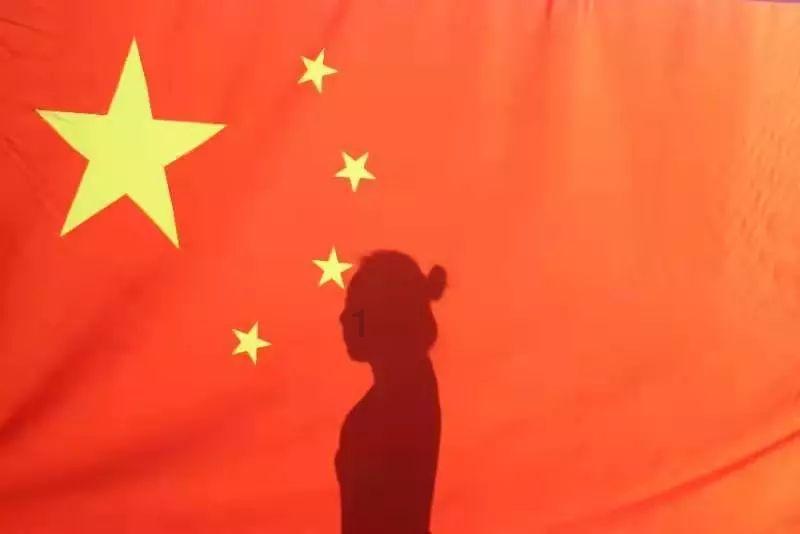 发现惊人冷知识,尽在下课啦同学们玩文字游戏,木字加一笔可以变什么字呢丫丫想不出来!